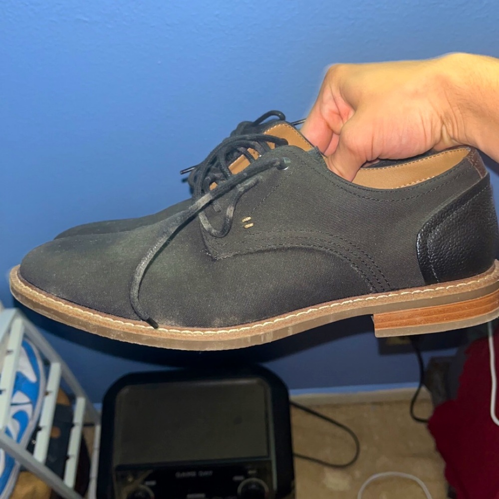 Dress shoes, never worn. You can see the dust they have collected, I will clean